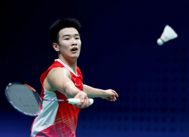 他既能在后 他既能在后