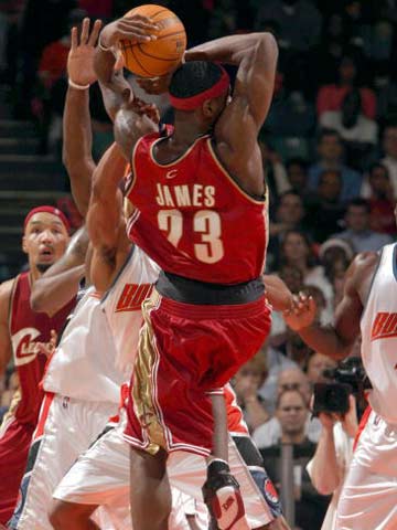 更像是一场 更像是一场